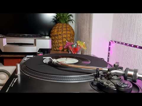 Barry White - Let The Music Play - 20th Century Pye - 1975 - 7" Record (45 Rpm)