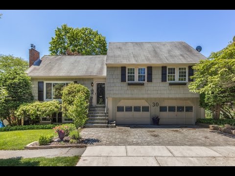 30 Beverly Ave, Marblehead MA - Jude Toner - Tel 781-704-6592