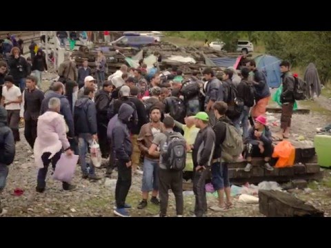 Europa cierra la frontera (Soundtrack) - Barcelona Gipsy balKan Orchestra: El País Semanal - Español