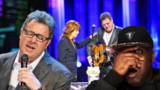 Vince Gill and Patty Loveless Perform Go Rest High On That Mountain at George Jones&#39; Funeral