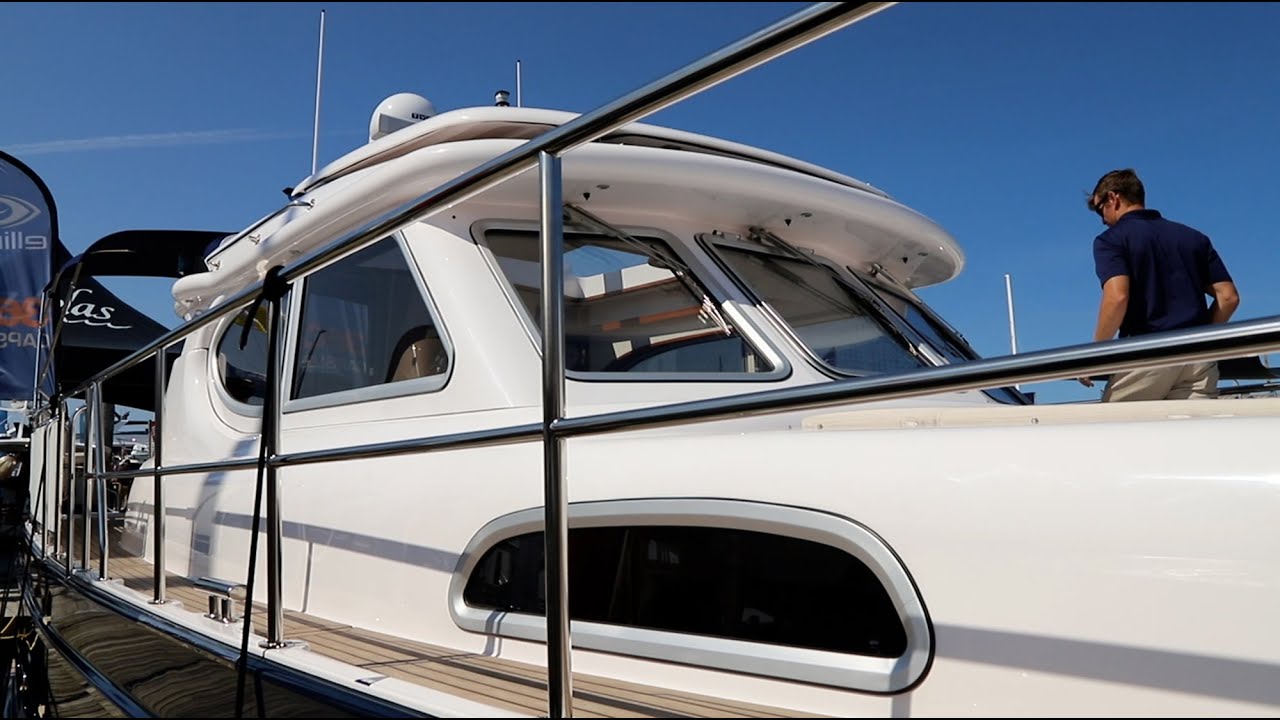 Elling E4 Motoryacht Walk-Through