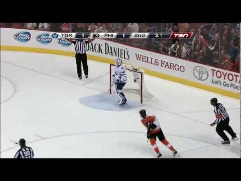 Bernier Stops Penalty Shot - Leafs vs. Flyers - Oct/2/2013