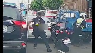 [問卦] 警察追捕犯人沒有好用的爆胎工具嗎