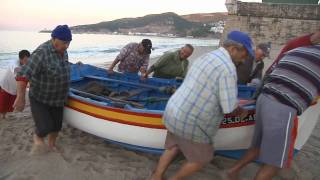 preview picture of video 'Sesimbra - Pesca Tradicional - Arte Xávega'