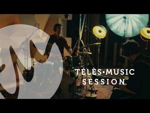 Whispering Trees - Ginger In The Sky (Télès Music Session)