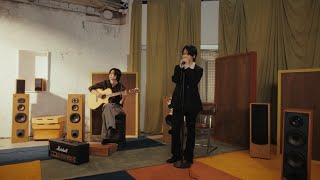 [閒聊] 藝聲- 'Curtain' Live Clip (吉他by元彬)