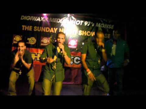 Los Xplosivos Perform at the Hot97 Showcase