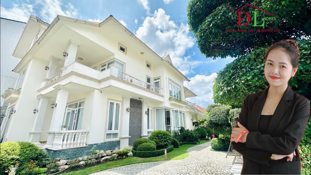 Bán biệt thự Đinh Tiên Hoàng Đà Lạt | căn góc 3 mặt tiền, cách sân Golf Đồi Cù 500m