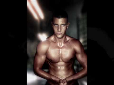 Dzony feat Vuya(Slum) - Isti Dan