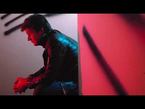 ON FIRE {cello concerto -1985} Caroline Dale/London Metropolitan Orchestra