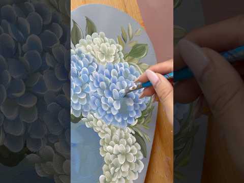 Painting Hydrangeas | CAMILLA CREATIONS #camillacreations #flowerart #paintingflowers #acrylic #art