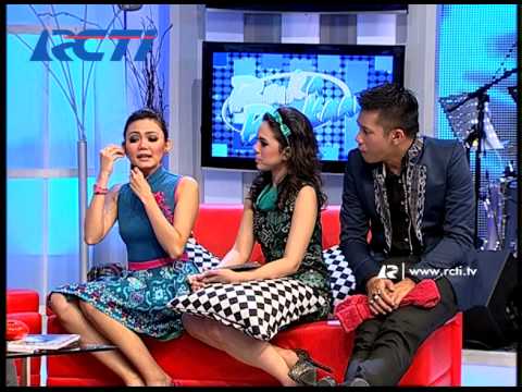 Buka Bukaan 23 Jan 2014 - Cerita Cinta Singkat Oki Setiana Dewi dan Ory Vitrio