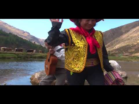 ESTUDIANTINA HUANCAYO TEMA  ( MAL DE AUSENCIA  ) HUYNO - LETRA Y MUSICA - JUAN BOLIVAR