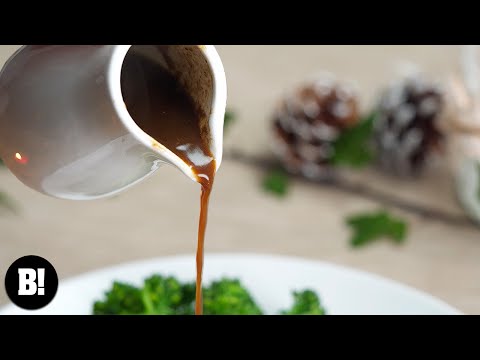 How to Make the Ultimate Gravy