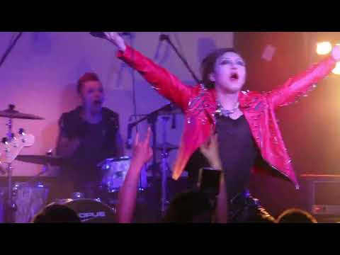 2013.09.21 银色灰尘