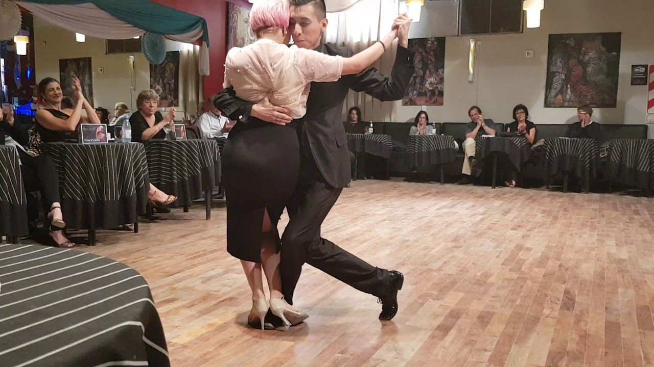 Carolina Couto y Krishna Olmedo en Sol de Arrabal Milonga. Tango y vals (16-ago-18)