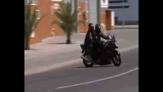preview picture of video 'Honda Blackbird (Willie en Annatjie - Swakopmund)'