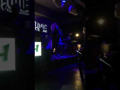 19DuaPuluh - “Iya, Percaya” (Senandung Kota Hujan Vol 3) Vertical Video