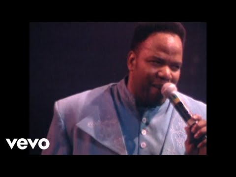 Joyous Celebration - Yimi Lo (Live at the Artscape Theatre - Cape Town, 2003)