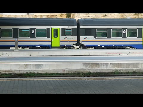 SPECIALE VIGILIA DI NATALE, MD livrea DTR a Roma Ostiense