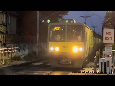 DART Railfanning at Sandymount (￼￼bonus clip)