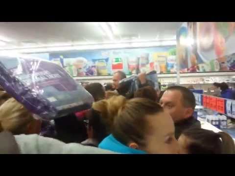 Walka w lidlu o kurtki Tarnów