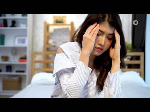 Warum sollte beim Kühlen einer Verbrennung mit lauwarmem statt mit eiskaltem Wasser gekühlt werden?