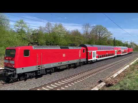 RB49-Ersatzzug mit zwei Dosto und BR114-Sandwich