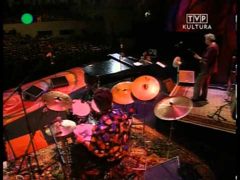 A écouter en préparant Salade de Mâche aux noix et Roquefort