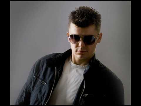 Tomasz NIECIK "Faceci"