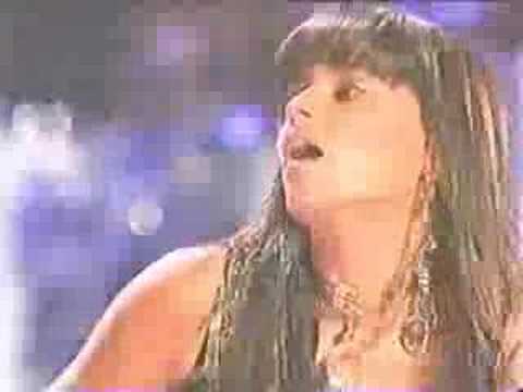 Calle 13 y Nelly Furtado en los MTV VMA -Atrevete (2006)
