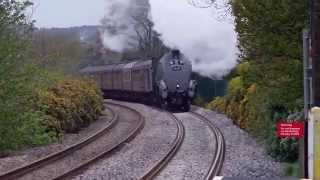 preview picture of video 'Steam Loco 60009 Charges Through Balmossie Station Near Monifieth'