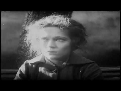 Dimitri Kirsanoff - "Ménilmontant" (excerpt II)