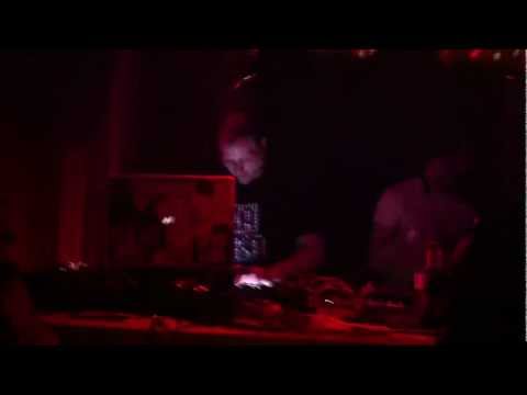 Aka Aka feat. Thalstroem live im Ritter Butzke in Berlin 16.2.2013