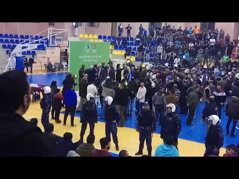 تتويج الكأس في لعبة كرة السلة بين مخيم قلنديا و بيت لحم بفوز مخيم قلنديا و اخذ لقب افضل نادي فلسطيني