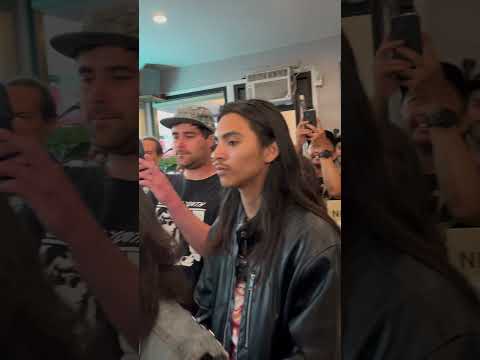 Fred Armisen at Run Out Groove Records, Burbank Blitzkreig Bop   The Ramones