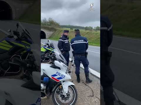 Quand un radar tombe sur un gang de bikers 😳 #harleydavidson #police