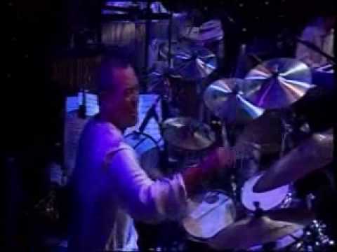 Siti Nurhaliza @ Royal Albert Hall - Medley (Jalinan Cinta, Kini Kau Disisi, Pendirianku).wmv