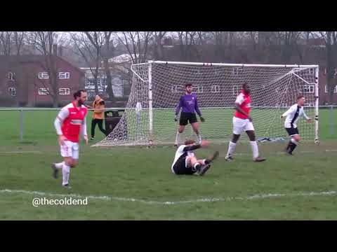 Hatfield United v New Salamis - Penalty?