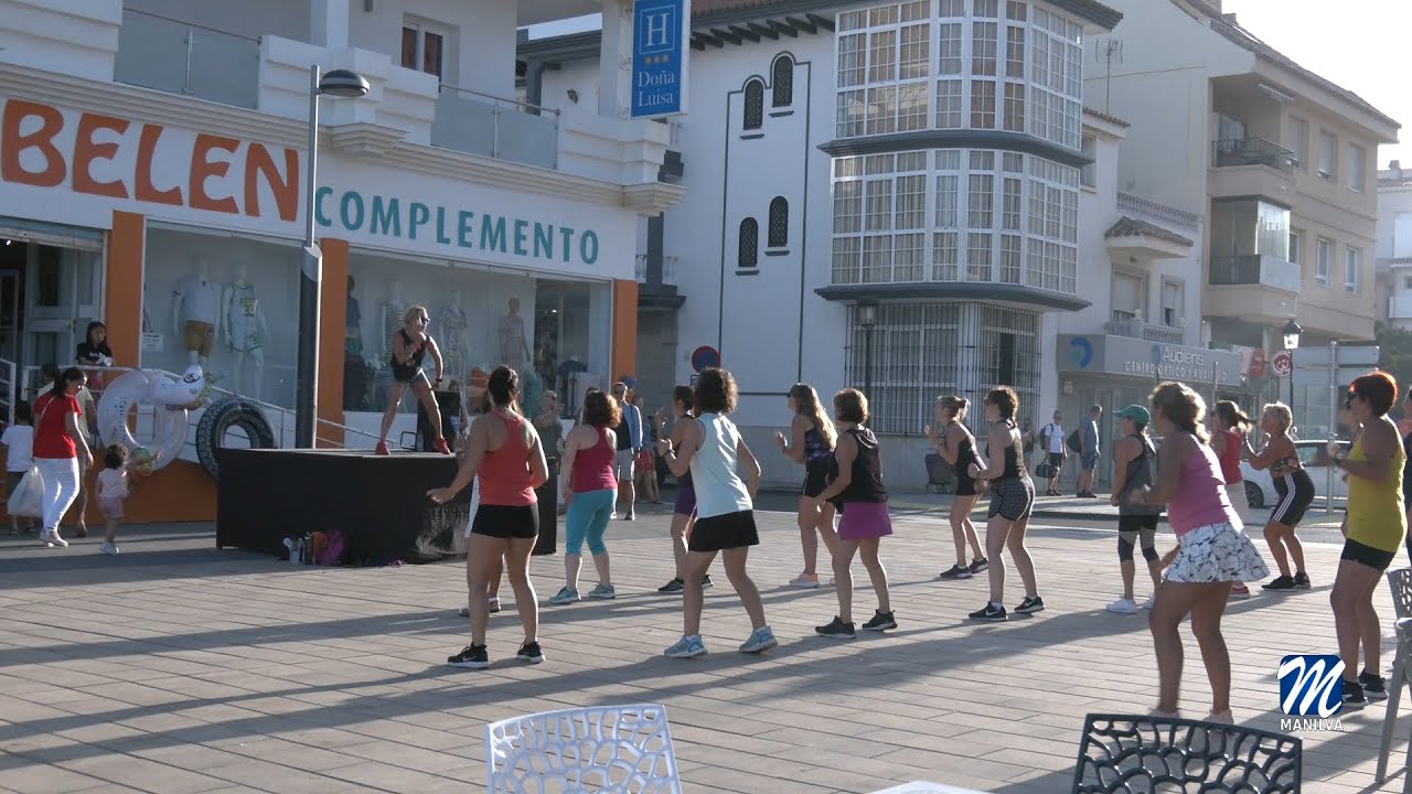 Ya se puede disfrutar de las clases de zumba a pie de playa