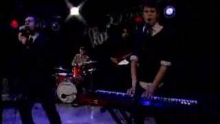 Maximo Park - "Going Missing"