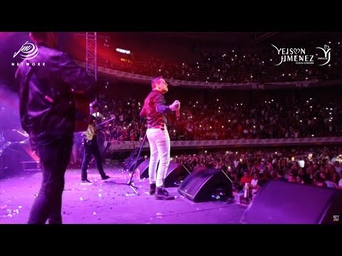 Yeison Jimenez - Plaza De Toros La Macarena - Vuelve Y Me Pasa (En Vivo)