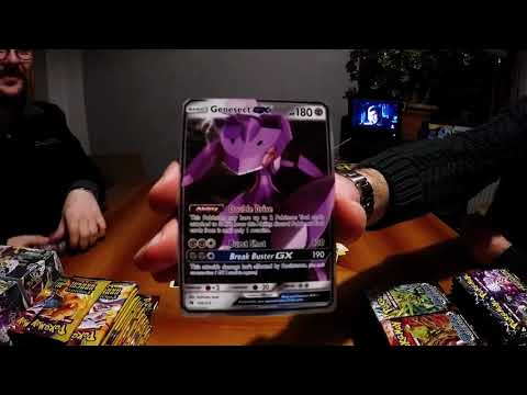 Apriamo 4 pacchetti e troviamo hyper, ultra full art, GX e prisma!!!