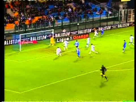 Alex martinovic gardien de football professionel