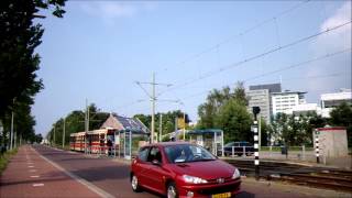 preview picture of video 'Spoorwegovergang Rijswijk, Railroad/ Level Crossing'