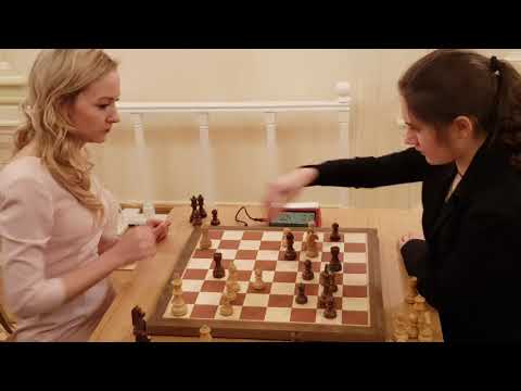 WGM Fominykh - WGM Shuvalova Blonde-Brunette Chess Match
