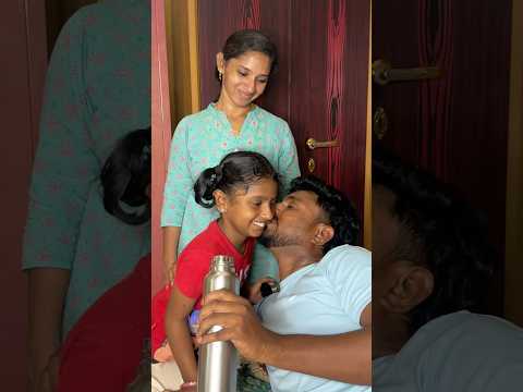 ஆண் குழந்தைகள் முக்கியம் தான் ஆனால் பெண் குழந்தைங்களை விட்டு கொடுக்க கூடாது,அவுங்க தா ஆனி வேர் 👧🏻
