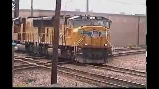 preview picture of video 'Railfanning in 3D in Rochelle, Illinois'