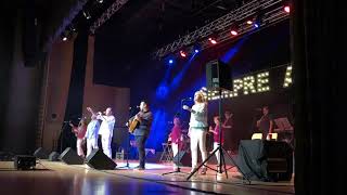 “Esa mujer” Siempre Así