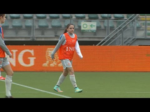 PSV/FCE speelsters op rand van WK